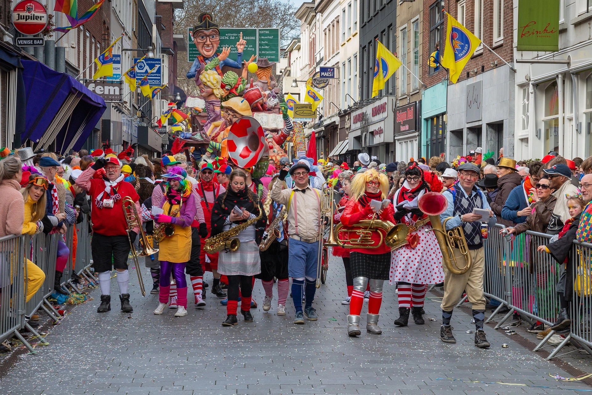 Carnavalsweekend voorbereiden, zo wordt het één groot feest
